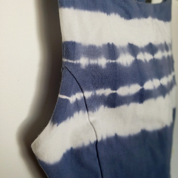 Blue Tie Dye Crop Top/Sports Bra - Picture 3 of 3